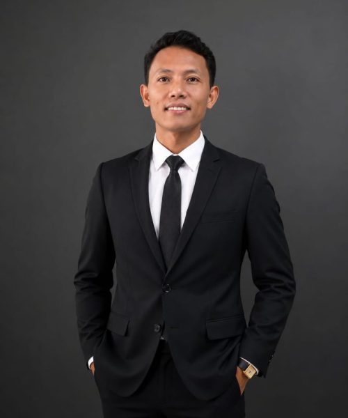 COO (Chief Operating Officer)